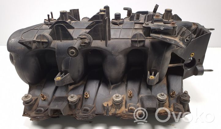 Chevrolet Tahoe Intake manifold 18726543