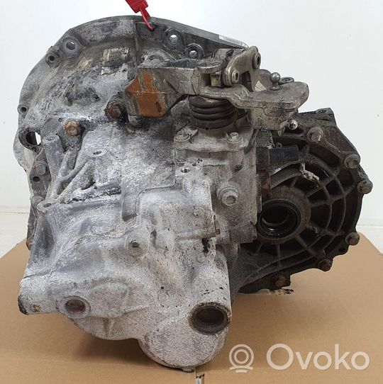 Renault Megane II Mechaninė 5 pavarų dėžė ND0014