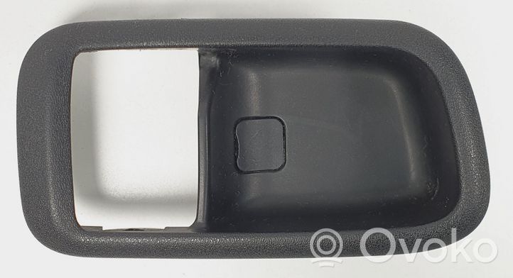 Toyota Avensis T270 Priekinė atidarymo rankenėlė vidinė 