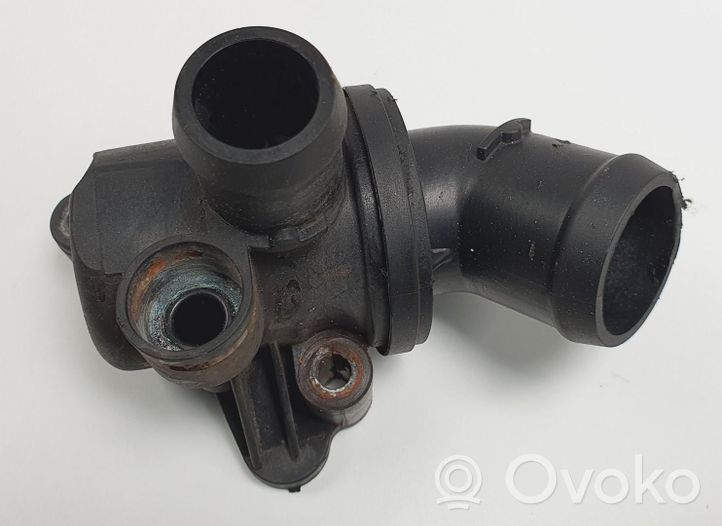 Mercedes-Benz A W168 Termostatas/ termostato korpusas A2662030475