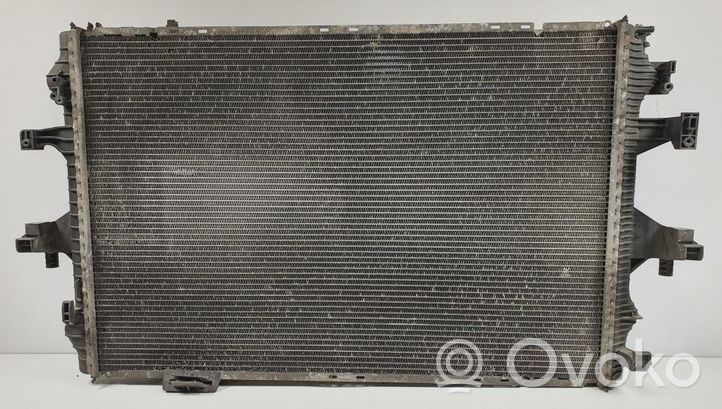 Volkswagen Multivan T5 Coolant radiator 7H0121253J