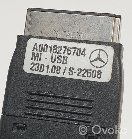 Mercedes-Benz E C207 W207 Garso sistemos komplektas A0018276704