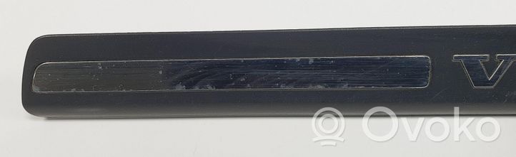 Volvo XC70 Front sill trim cover 8659960