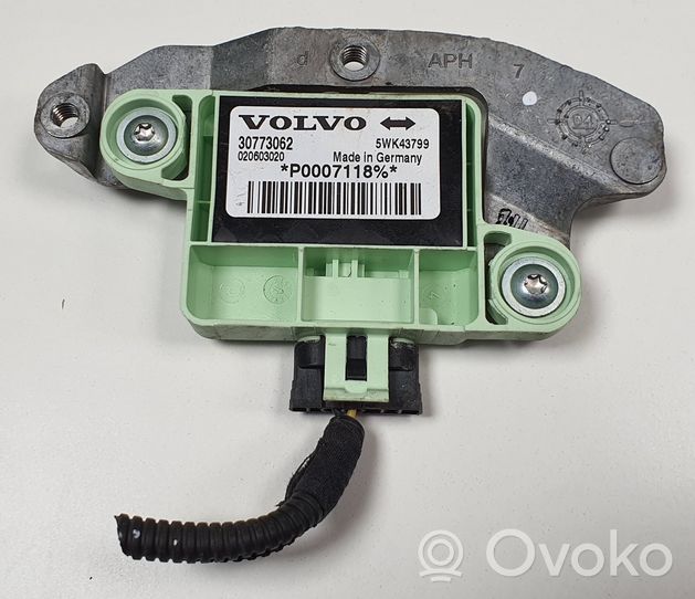 Volvo C70 Airbag deployment crash/impact sensor 30773062