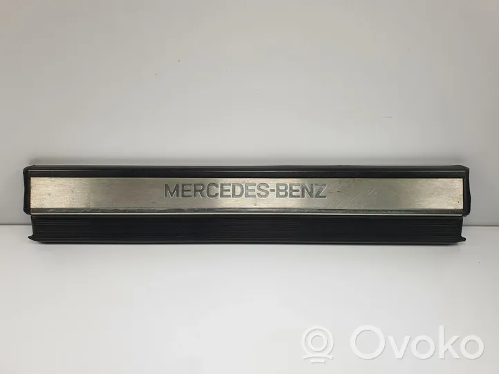 Mercedes-Benz S W140 Priekinio slenksčio apdaila (vidinė) 1406800535