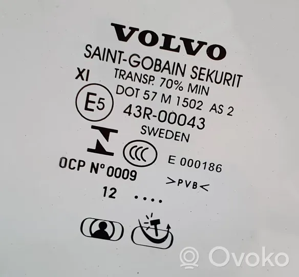 Volvo V60 Galinis šoninis kėbulo stiklas 