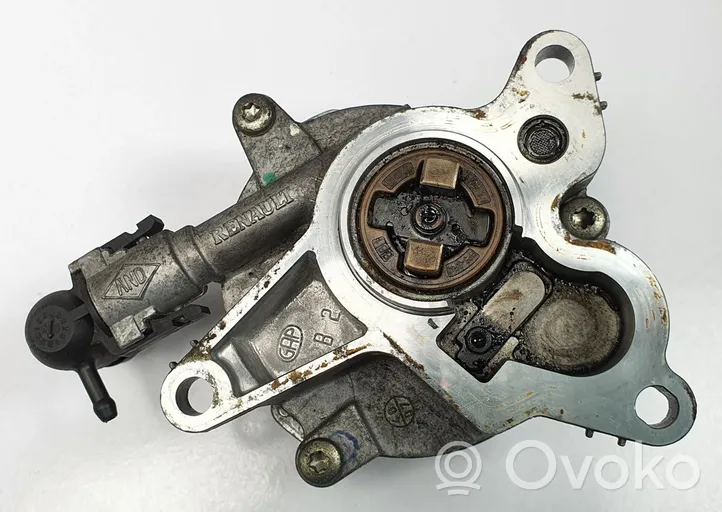 Renault Koleos I Vacuum pump 8200796080