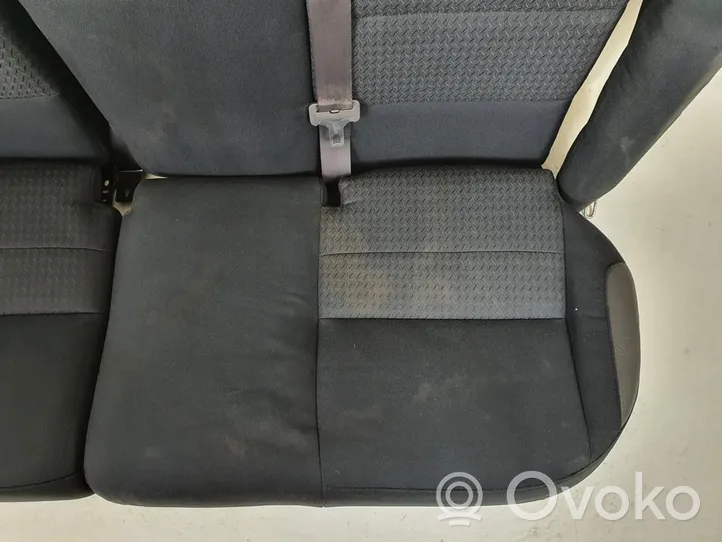 Volvo S40, V40 Galinė sėdynė 