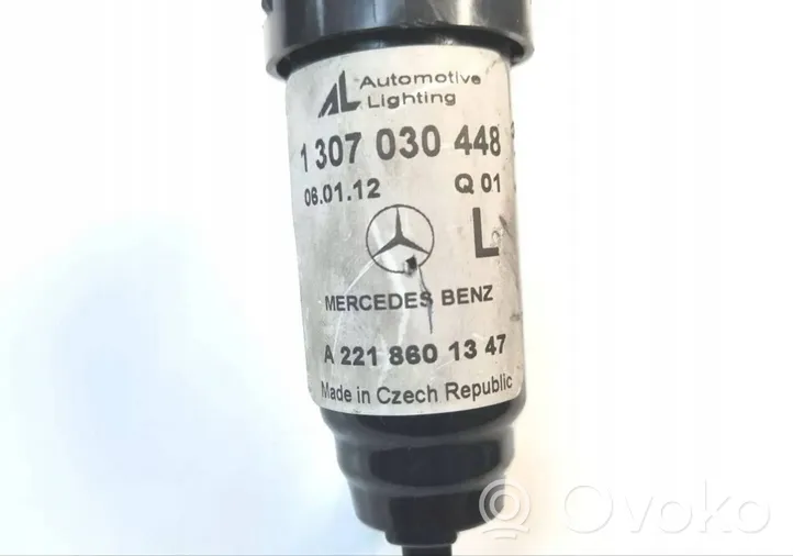 Mercedes-Benz S W221 Buse de lave-phares 1307030448