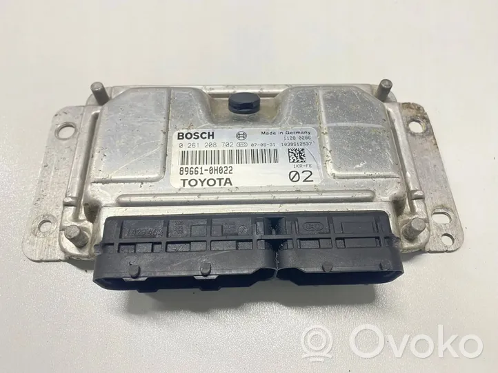 Toyota Aygo AB10 Variklio valdymo blokas 0261208702