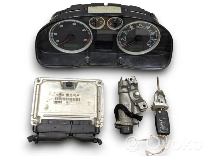 Volkswagen PASSAT B5.5 Kit calculateur ECU et verrouillage 0281010940