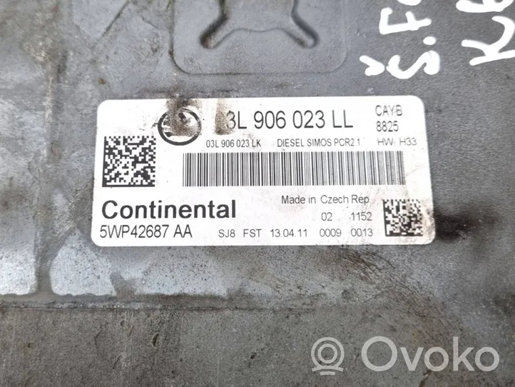 Skoda Fabia Mk2 (5J) Komputer / Sterownik ECU i komplet kluczy 5WP42687AA