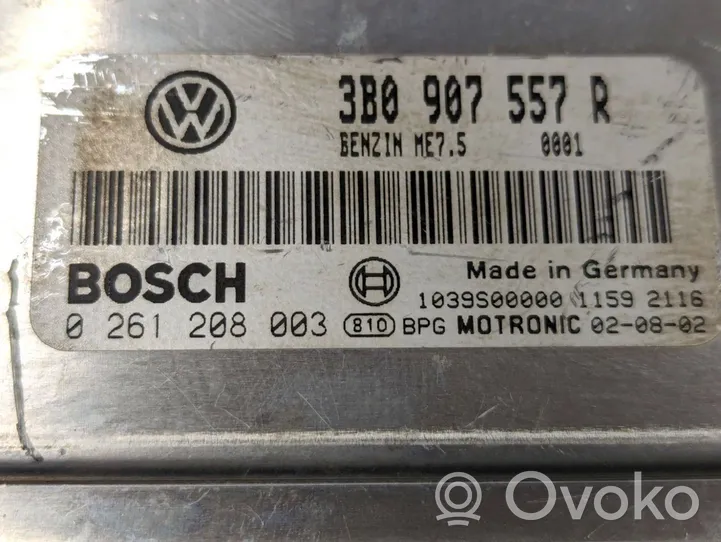 Volkswagen PASSAT B5.5 Moottorin ohjainlaite/moduuli 0261208003