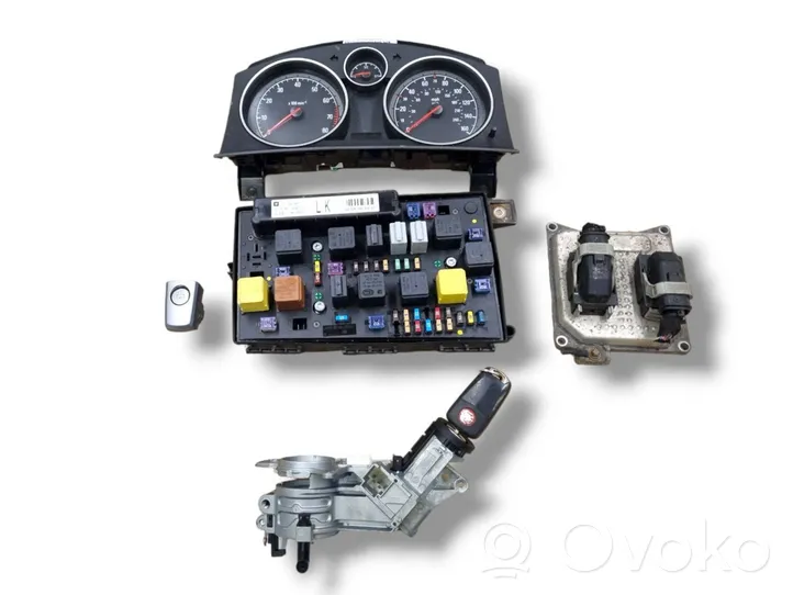 Opel Zafira B Kit centralina motore ECU e serratura 5WK9463