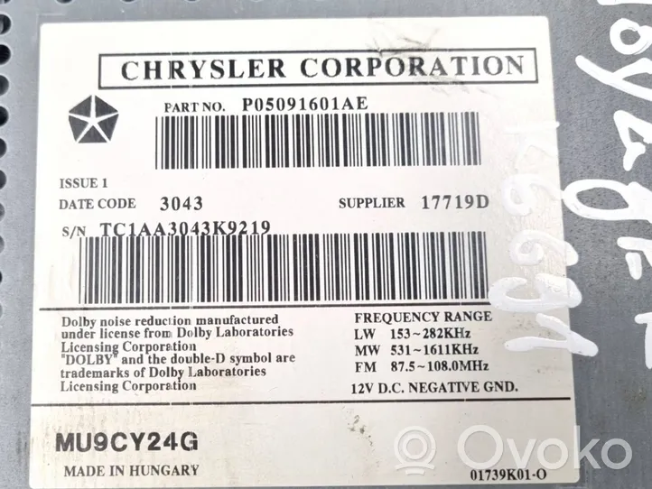 Chrysler Voyager Unité principale radio / CD / DVD / GPS MU9CY24G