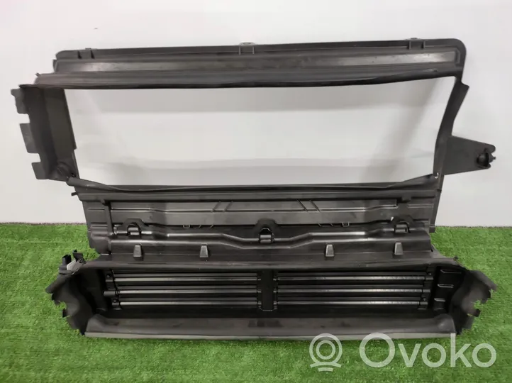 Volvo V60 Garniture de radiateur 