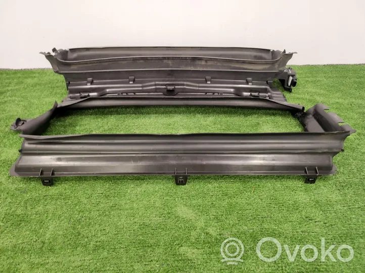 Volvo V60 Garniture de radiateur 