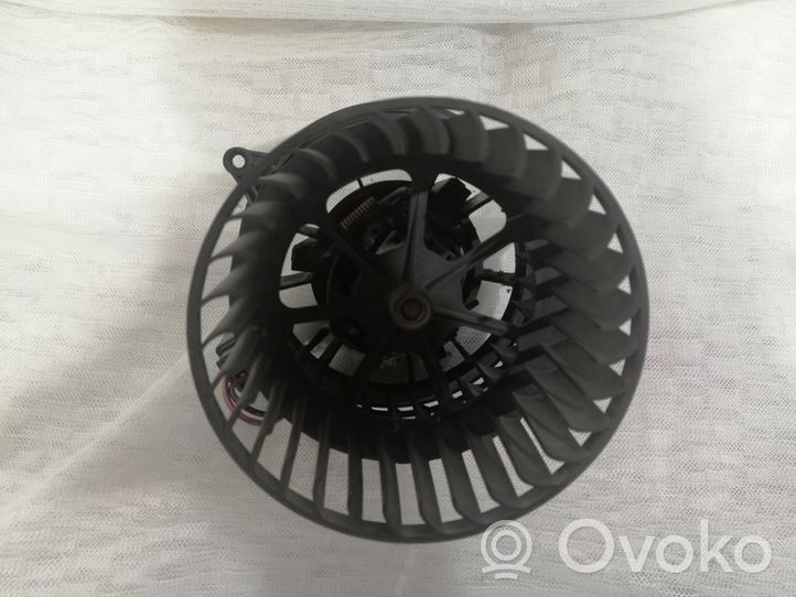 Ford Fusion Heater fan/blower 1736005401