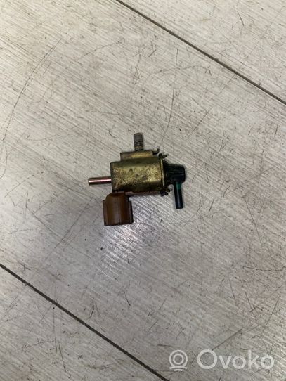 Mitsubishi Lancer Turbo solenoid valve K5T48271