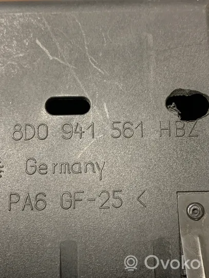Audi A4 S4 B6 8E 8H Boîte / compartiment de rangement pour tableau de bord 8D0941561H