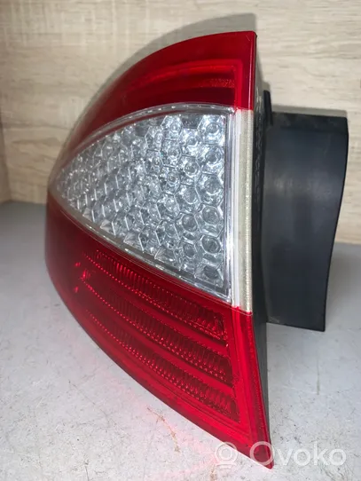 Ford Mondeo MK IV Rear/tail lights 1S7113405A