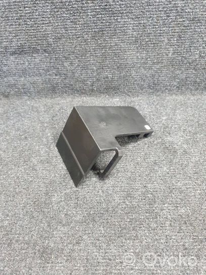 BMW 3 G20 G21 Battery box tray cover/lid 6844137