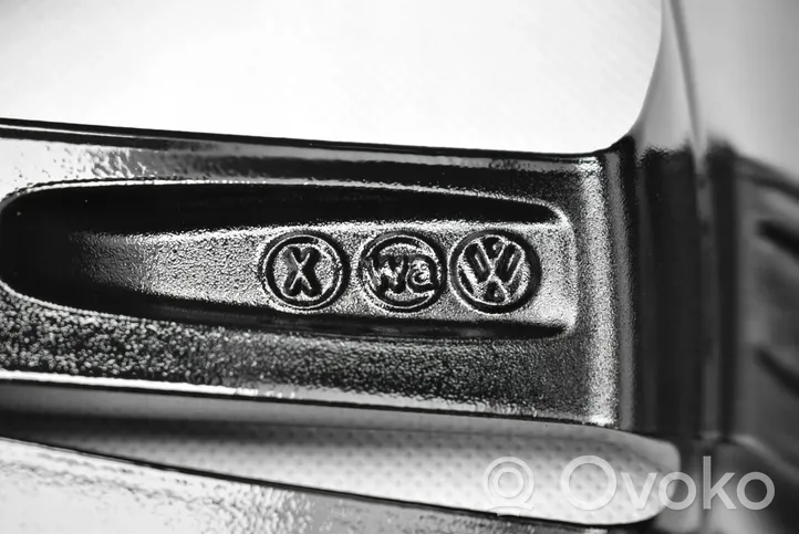 Volkswagen PASSAT B8 Felgi aluminiowe R19 