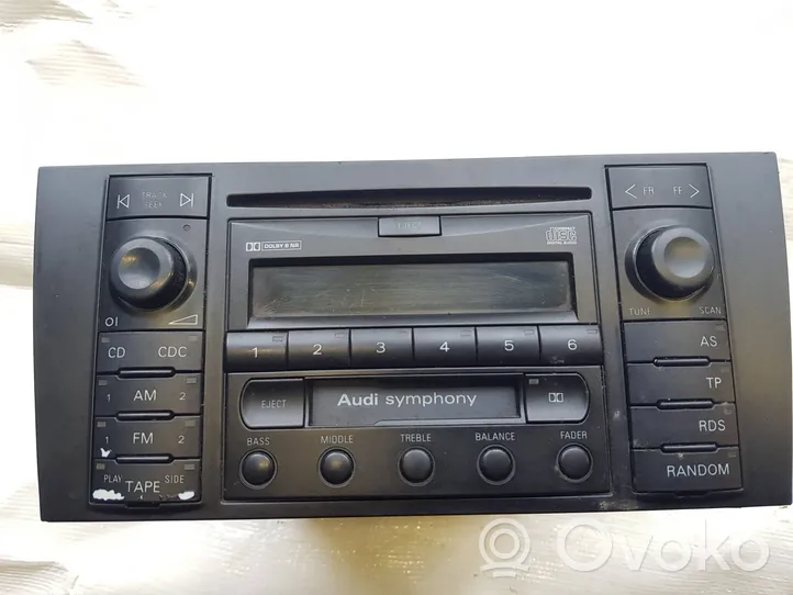Audi A4 S4 B5 8D Panel / Radioodtwarzacz CD/DVD/GPS 8D0035195