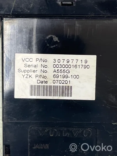 Volvo V50 Monitori/näyttö/pieni näyttö 30797719