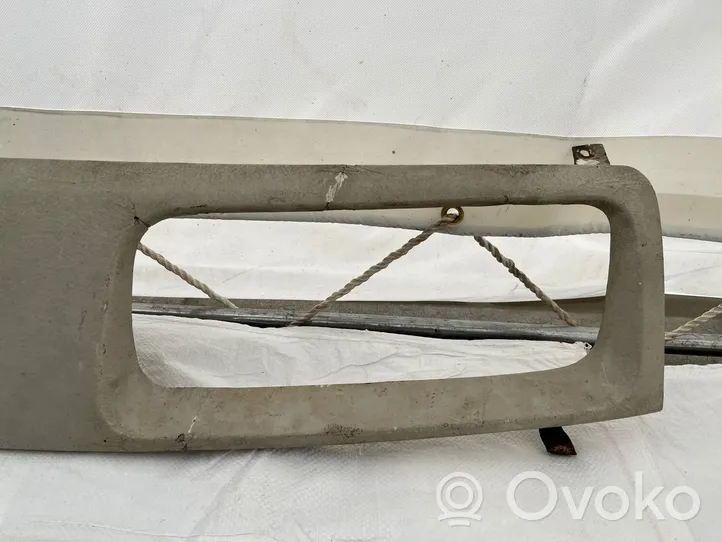 Ford Sierra Front grill 