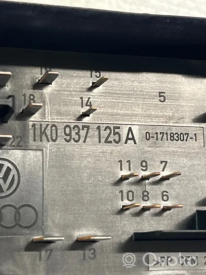 Volkswagen Touran I Module de fusibles 1K0937125A
