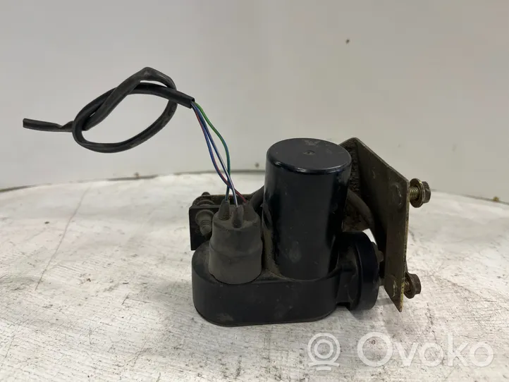 Volkswagen PASSAT B5.5 Cruise control unit/module 811907325