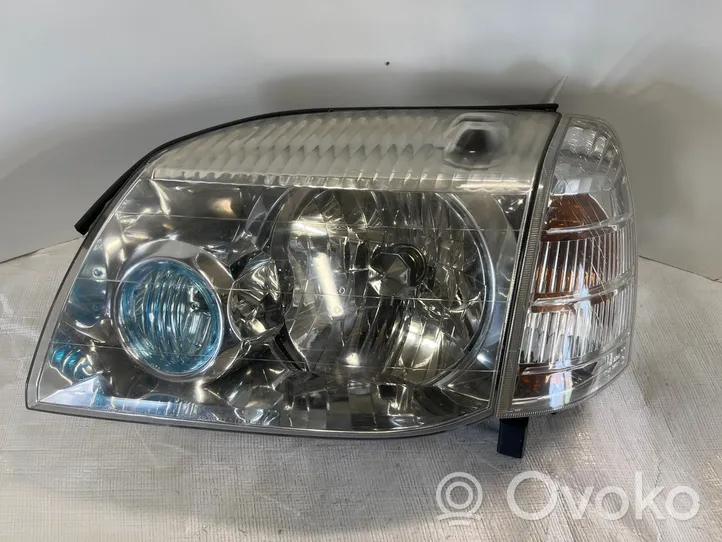 Nissan X-Trail T30 Lampa przednia 0821511A4L