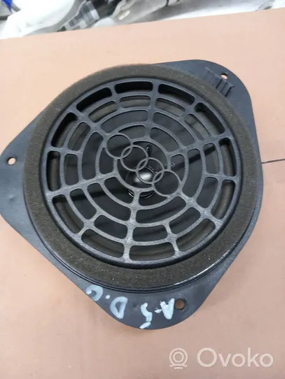 Audi A5 8T 8F Enceinte de porte arrière 8T0035411A