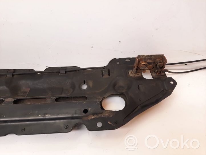 BMW 5 E60 E61 Staffa del pannello di supporto del radiatore parte superiore 7033741