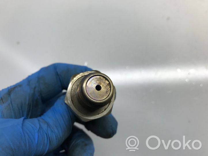 Opel Vectra C Sensore di pressione del carburante 0281002534