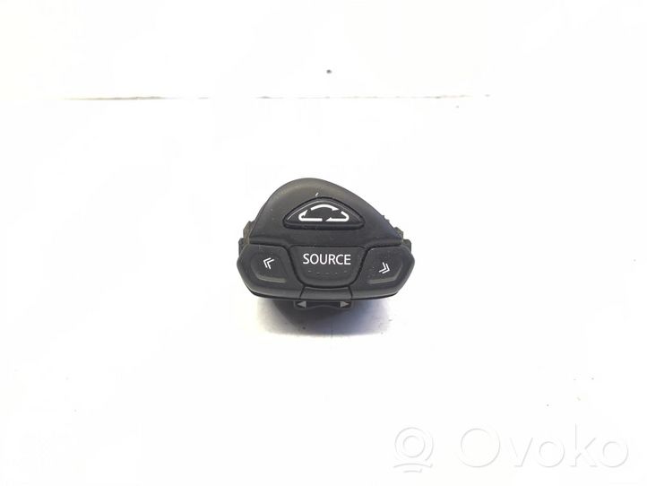 Nissan X-Trail T30 Controllo multimediale autoradio 25552EQ300