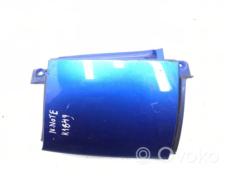 Nissan Note (E11) Rivestimento modanatura del faro posteriore 781299U01A