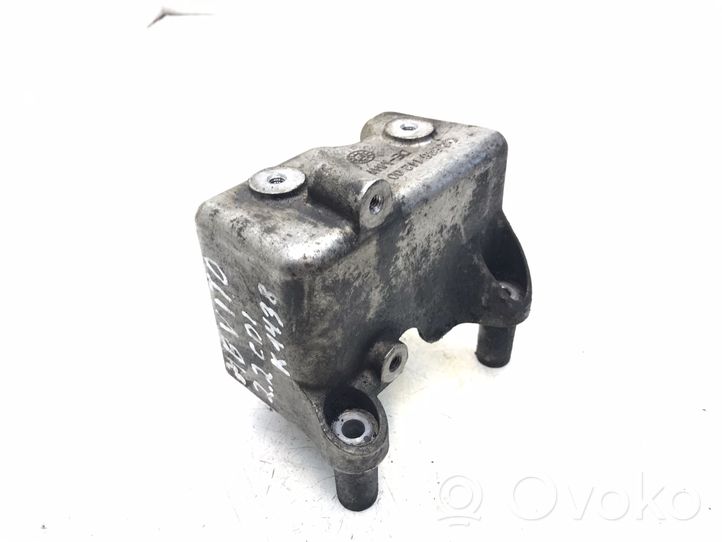 Mercedes-Benz Vito Viano W639 EGR-venttiilin/lauhduttimen kiinnike A6461420042