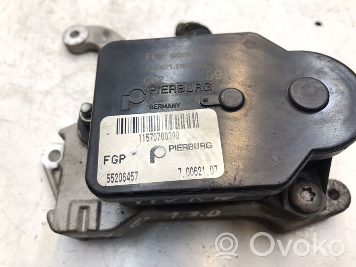 Opel Vectra C Attuatore/motore della valvola del collettore di aspirazione 55205127