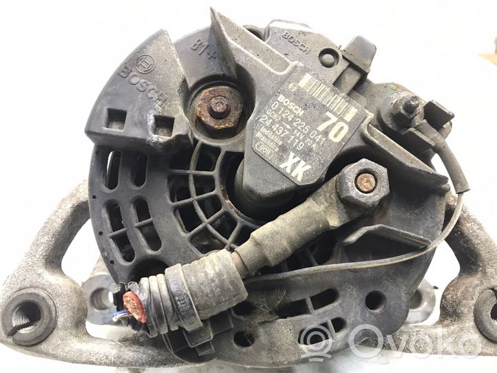 Opel Corsa C Generator/alternator 24437119