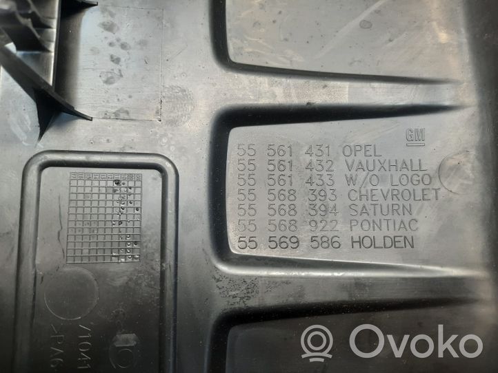 Opel Meriva B Osłona górna silnika 55561432