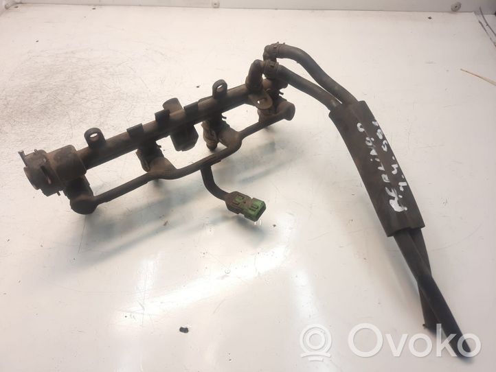 Citroen Berlingo Tuyau de conduite principale de carburant 93008101