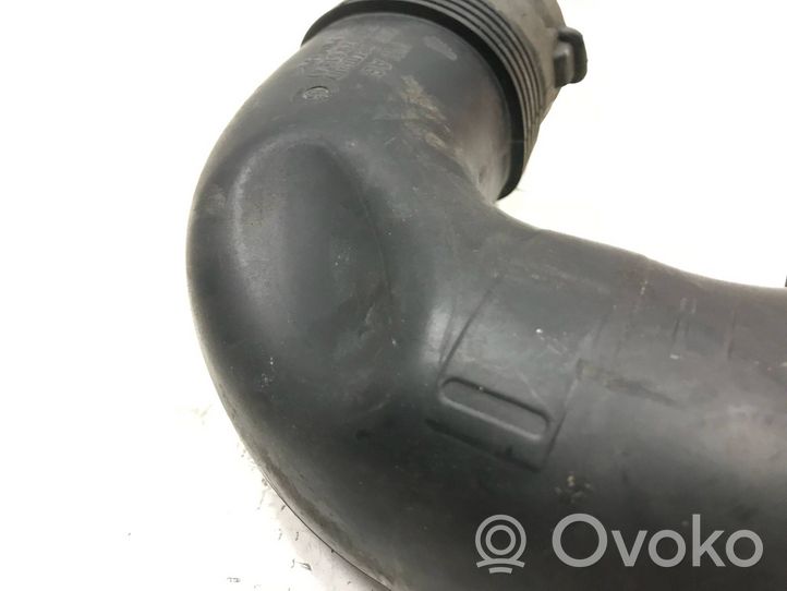 Volkswagen PASSAT B6 Rura / Wąż dolotowy powietrza 1K0129618AT