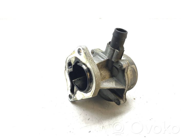 Nissan Kubistar Unterdruckpumpe Vakuumpumpe 72238912d