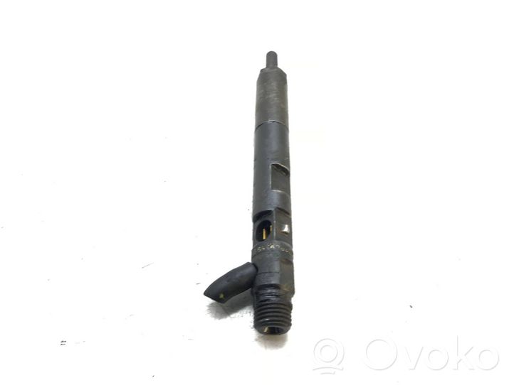 Renault Megane II Injecteur de carburant 8200676774