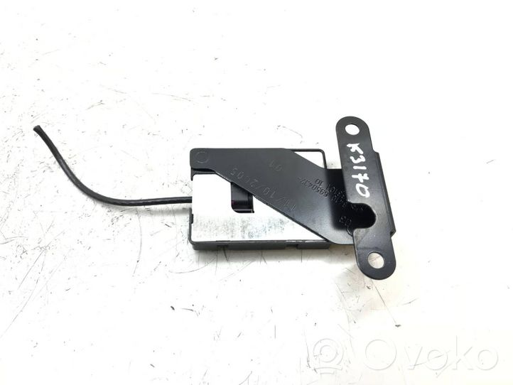 BMW 7 E65 E66 Antenna bluetooth 6928461