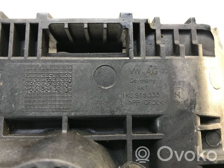 Audi A3 S3 8P Vassoio scatola della batteria 1k0915333