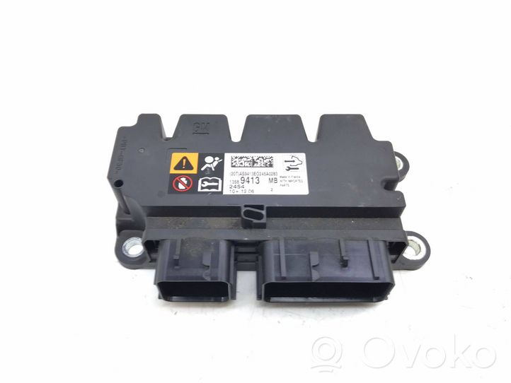 Opel Astra J Module de contrôle airbag 13589413