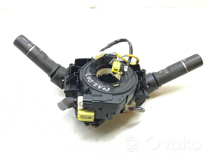 Mazda 2 Leva/interruttore dell’indicatore di direzione e tergicristallo DF7166120B